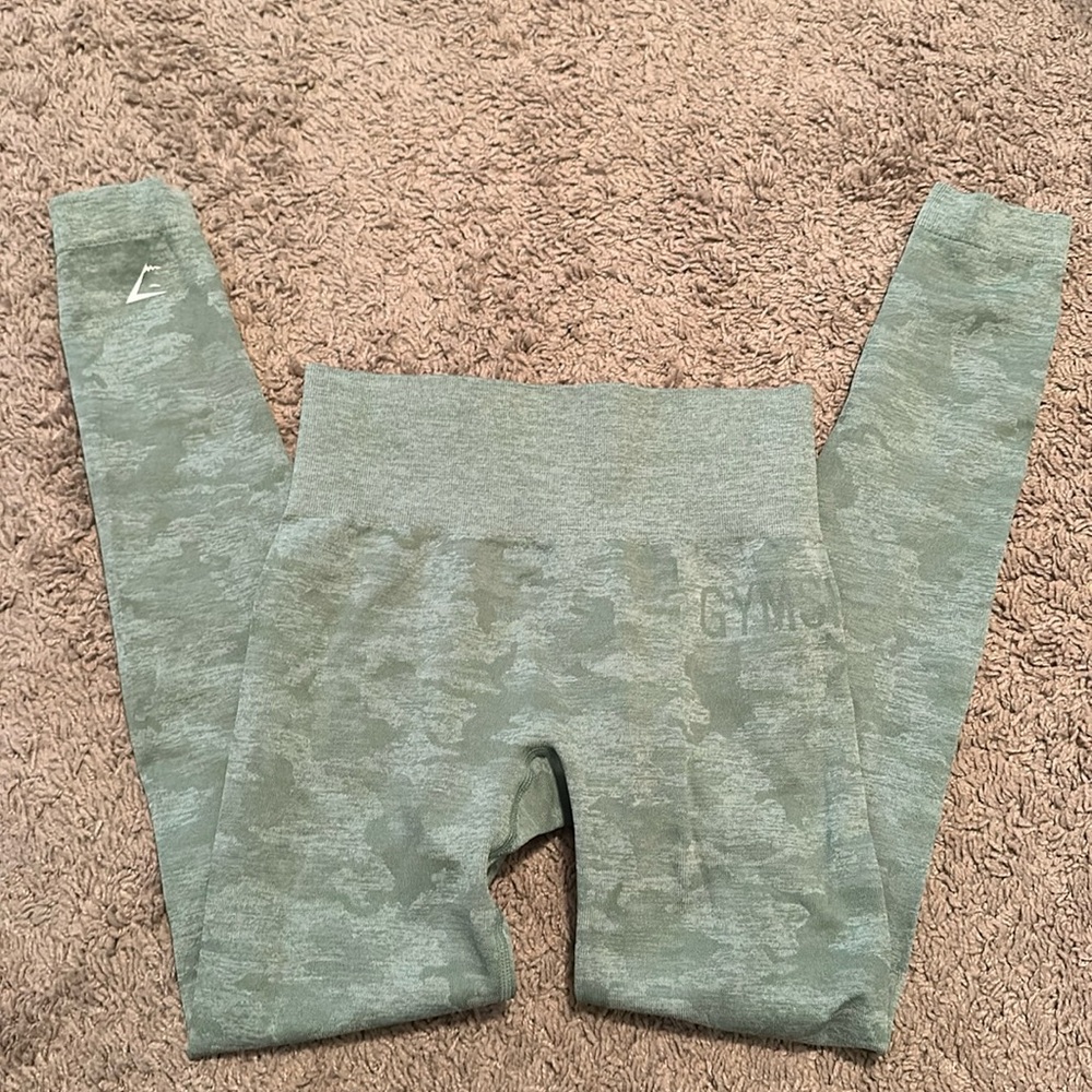 Gymshark Adapt Camo Seamless Leggings - sage green